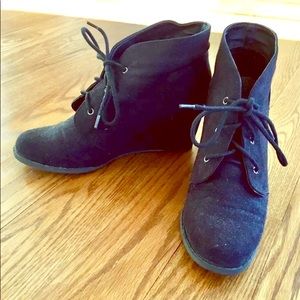 NEW Women’s SO Black Wedge Booties Size 9